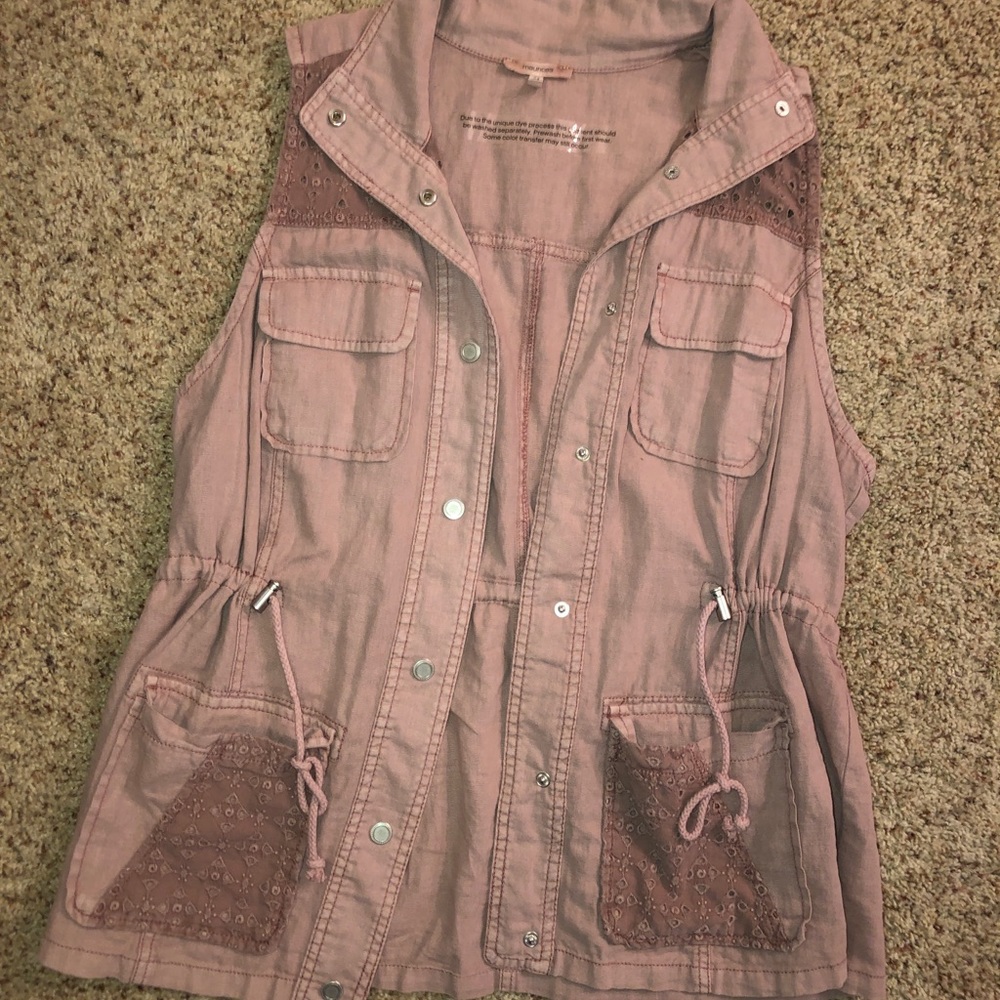 Linen vest
